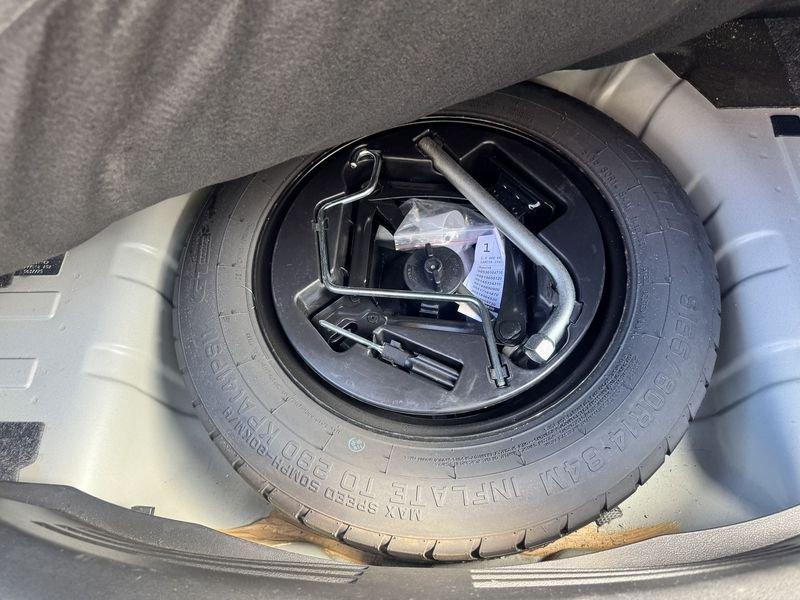 Lancia Ypsilon Ypsilon 1.0 FireFly 5 porte S&S Hybrid Silver Plus