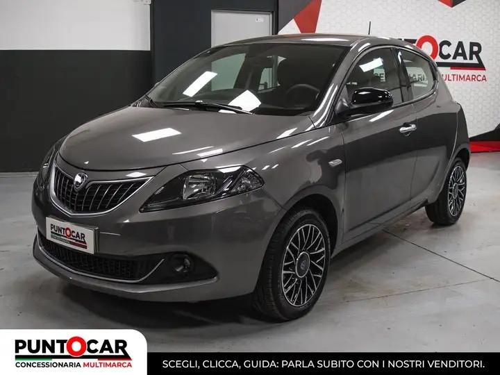 Lancia Ypsilon 1.0 FireFly 5 porte S&S Hybrid Platino