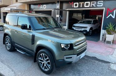 Land Rover Defender 3.0D 250 CV AWD X-Dynamic HSE