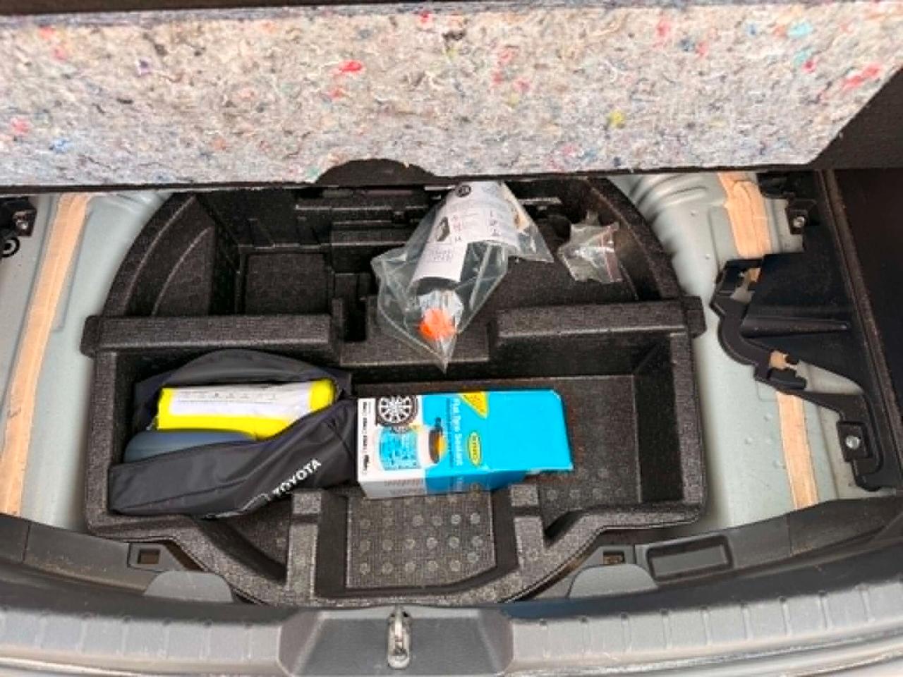 Toyota Yaris 1.5 Benz/Ibrida OK Neop. NO VINCOLO