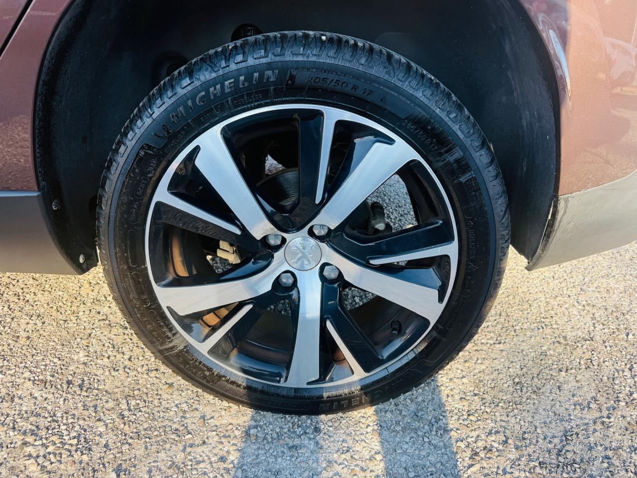 Peugeot 2008 1.6 e-HDi 115 CV Stop&Start Allure