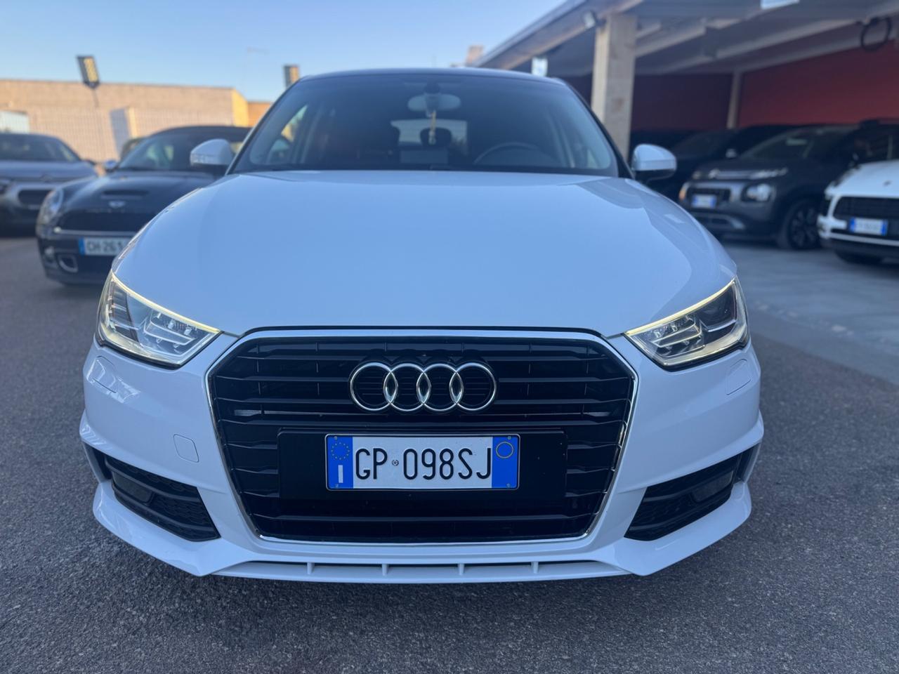 Audi A1 SPB 1.0 TFSI ultra S-Line Bianca metallizzata 70mkm