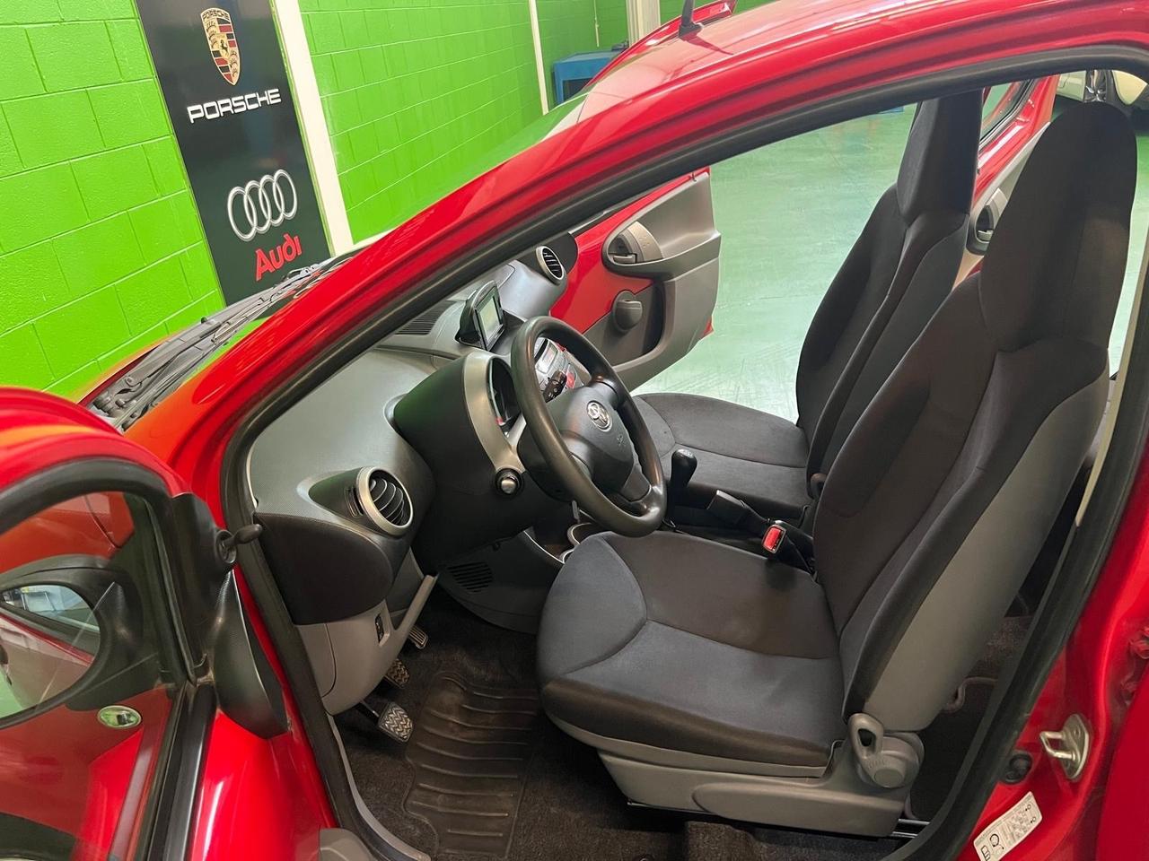 Toyota Aygo 1.0 12V VVT-i 5 porte