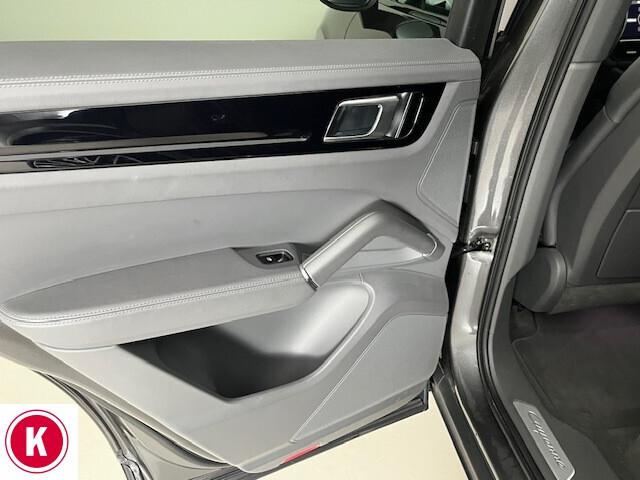 Porsche Cayenne 3.0 V6 E-Hybrid