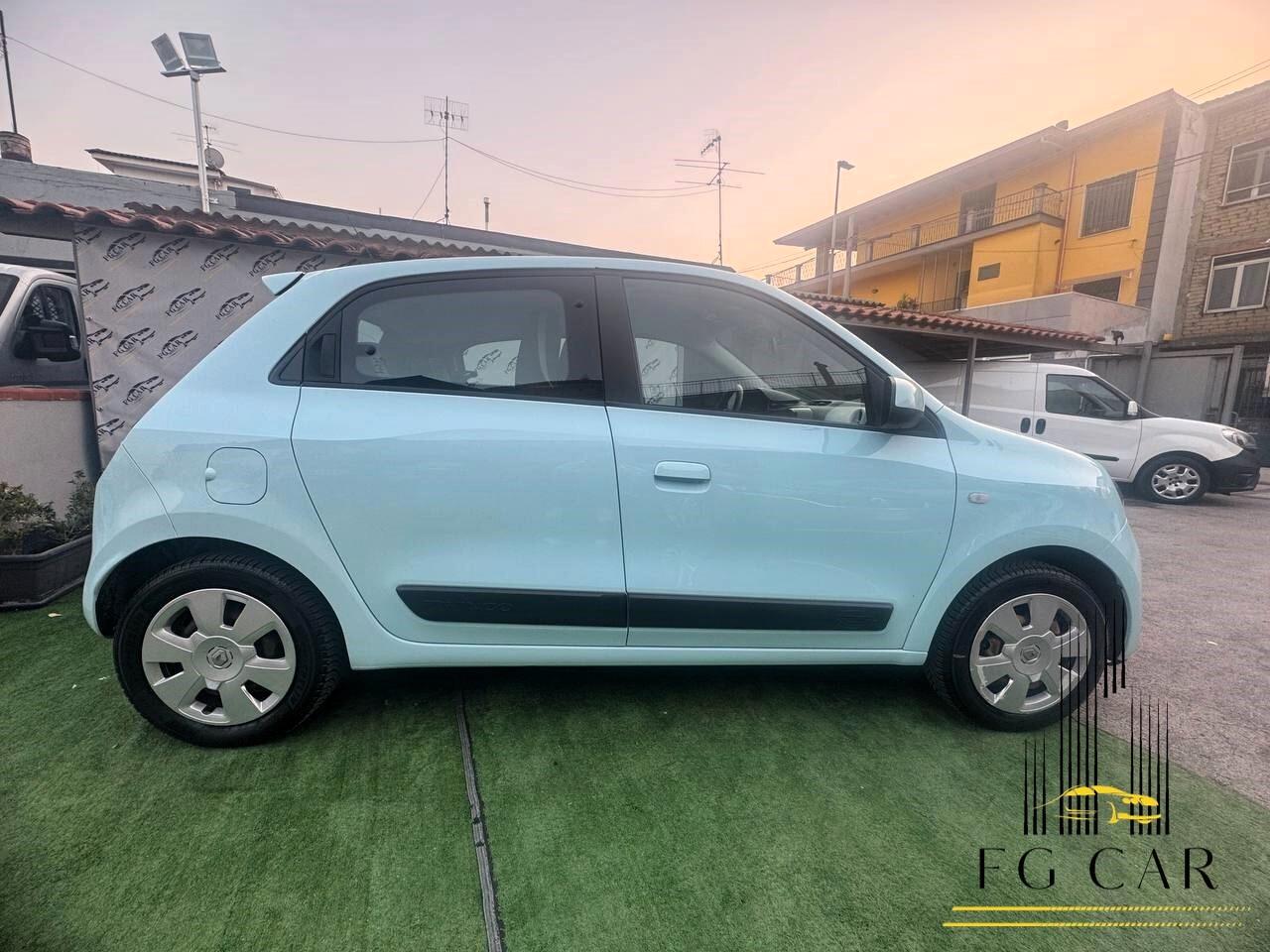 Renault Twingo 1.0 SCe Live 02/2015