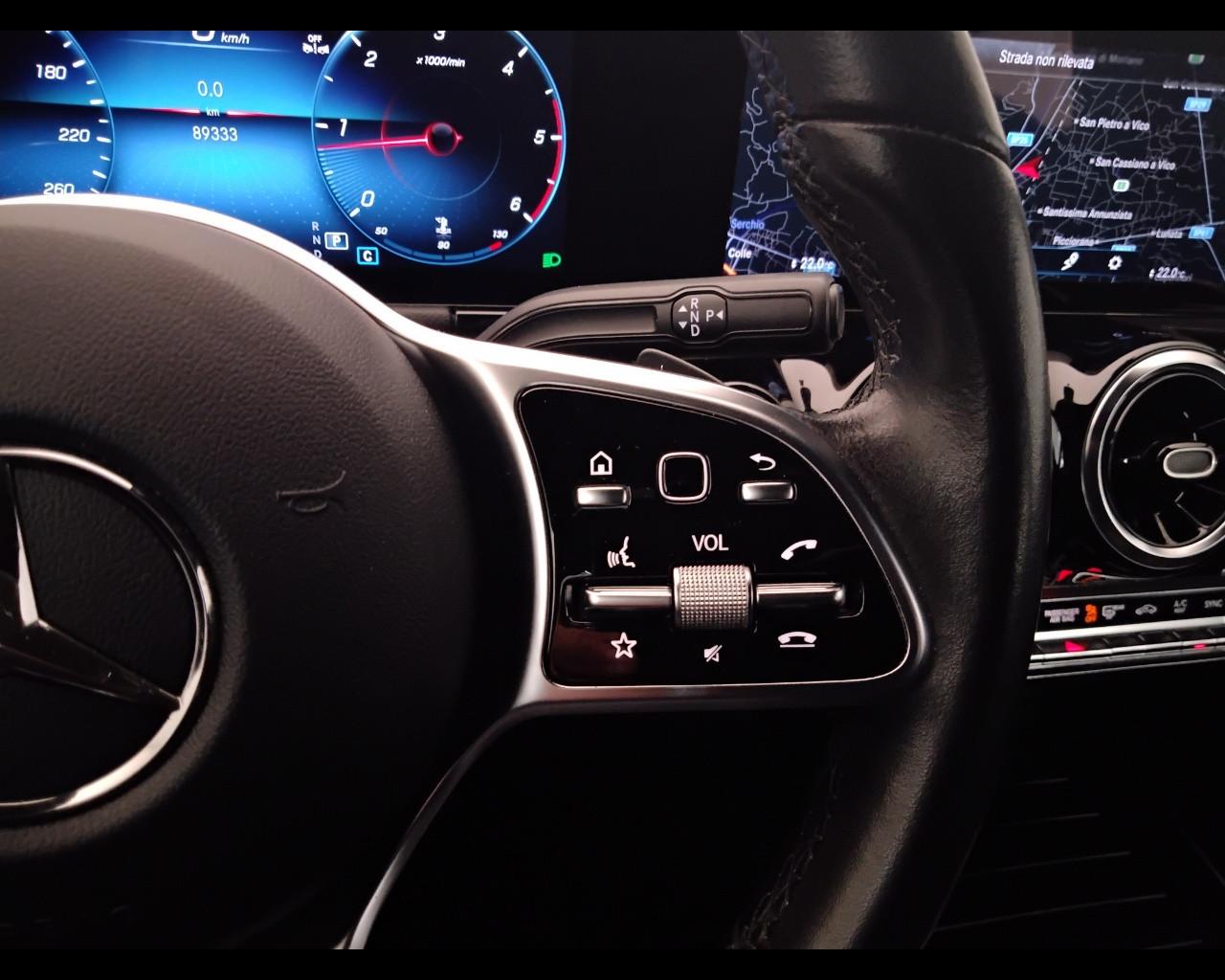 Mercedes-Benz GLA-H247 2020 - GLA 180 d Sport Plus auto