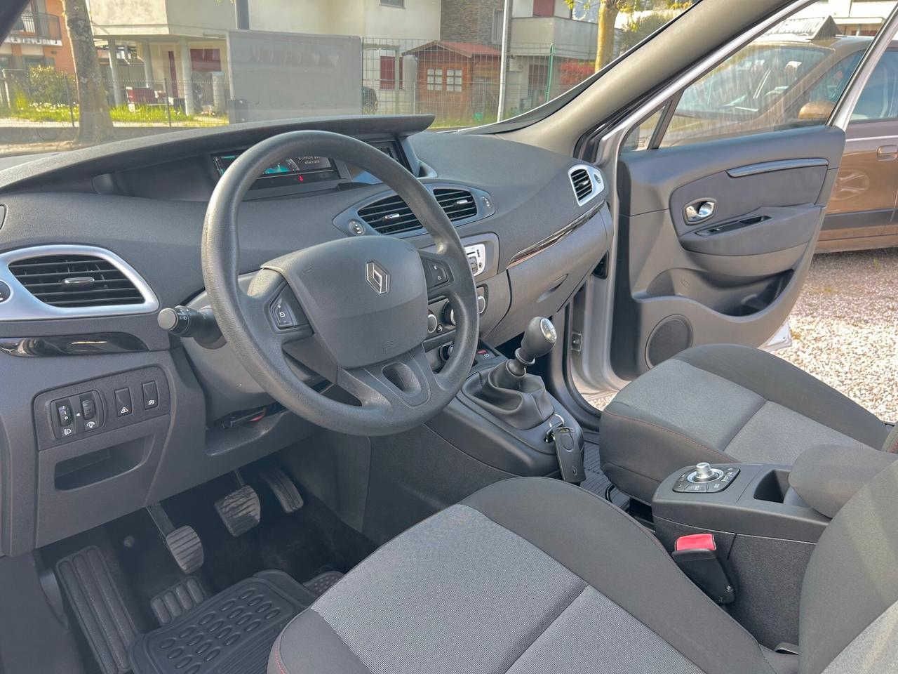 Renault Scenic XMod 1.5 dCi - UNIPROPRIETARIO