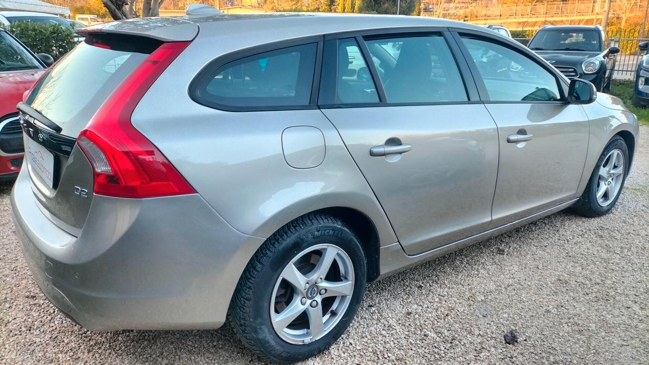 Volvo V60 D4 1600 D **PREZZO REALE **