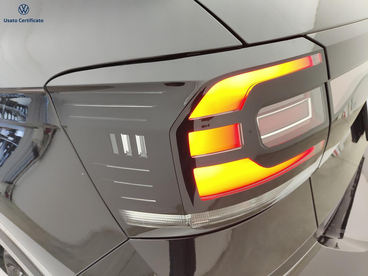 VOLKSWAGEN T-Cross - T-Cross 1.0 TSI Sport