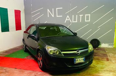 Opel Astra GTC 1.7 CDTI 110CV 3 porte Cosmo