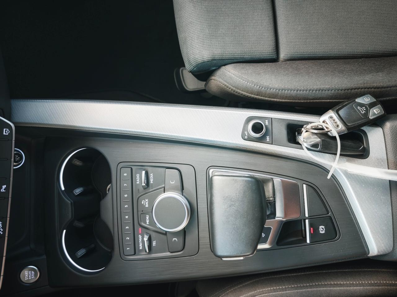 Audi A4 2.0 TDI 150 CV S tronic Business Sport COME NUOVA