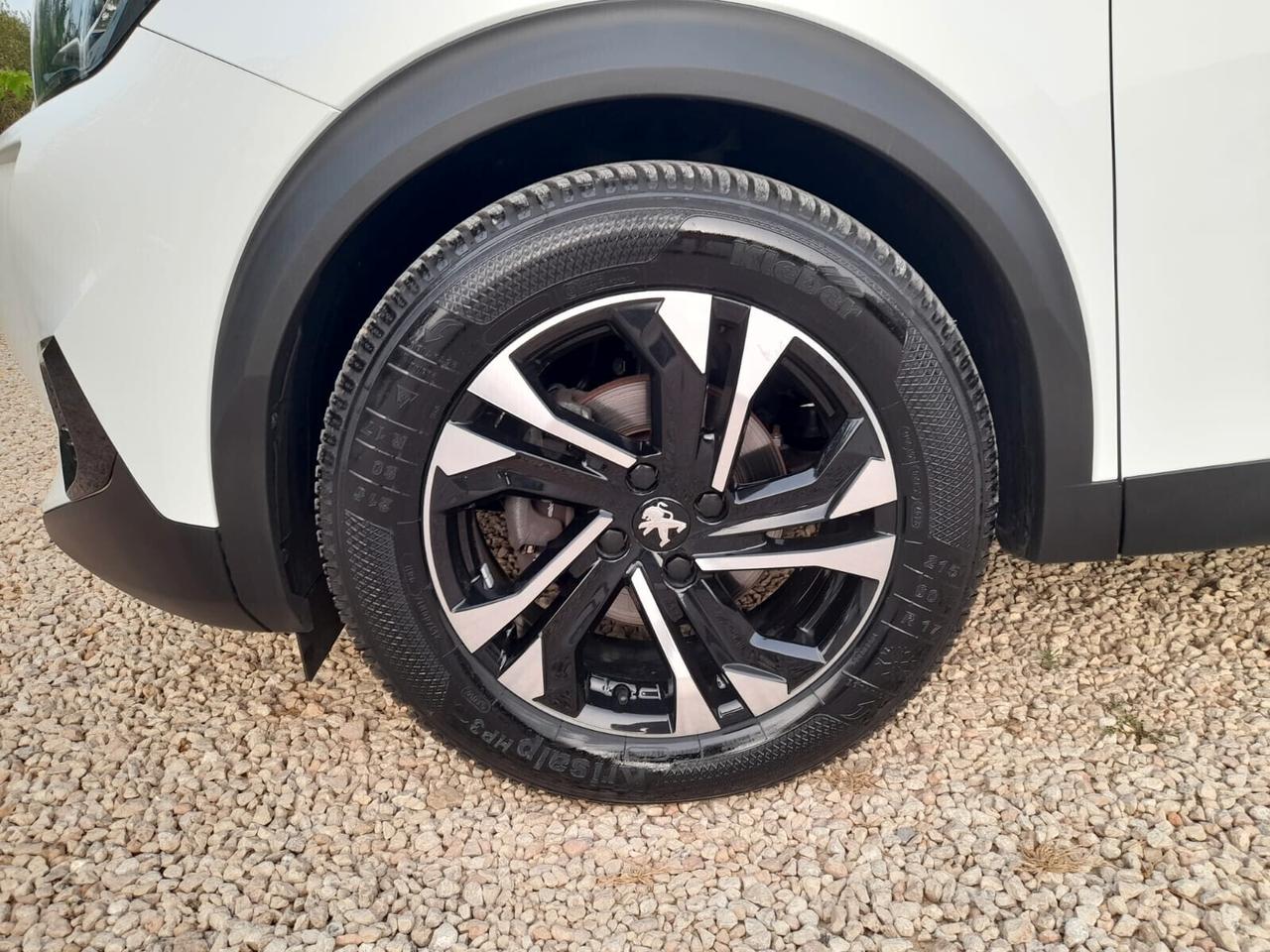 Peugeot 2008 BlueHDi 110 S&S Allure Pack