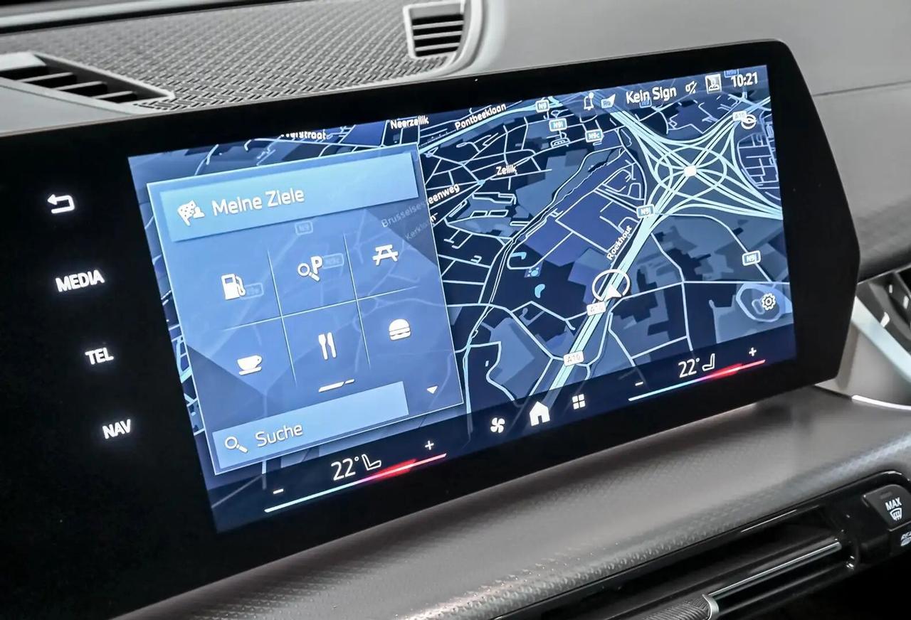 BMW X2 NEW 18D 150CV STEPTRONIC 48V S-DRIVE MSPORT ( FARI LED ADATTIVI - TETTO PANORAMICO APR. - CURVED DISPLAY - PELLE - CRUISE - NAVI - MIRROR - PARK ASSISTANT - TELECAMERA POST. - CERCHI 19 )