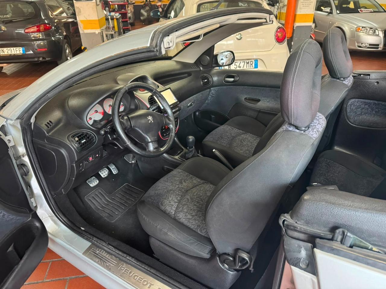 Peugeot 206 1.6 HDi FAP CC RC Line