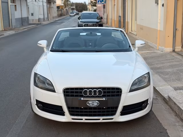 AUDI TT Roadster 1.8 TFSI S-line Bose