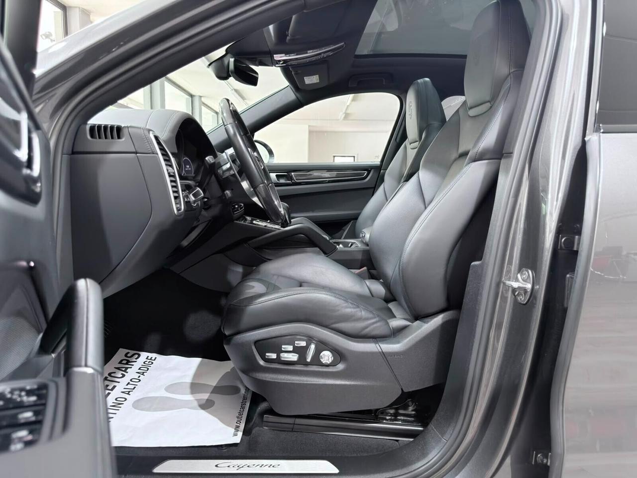 PORSCHE CAYENNE COUPE 3.0 340cv E-HYBRID FULL