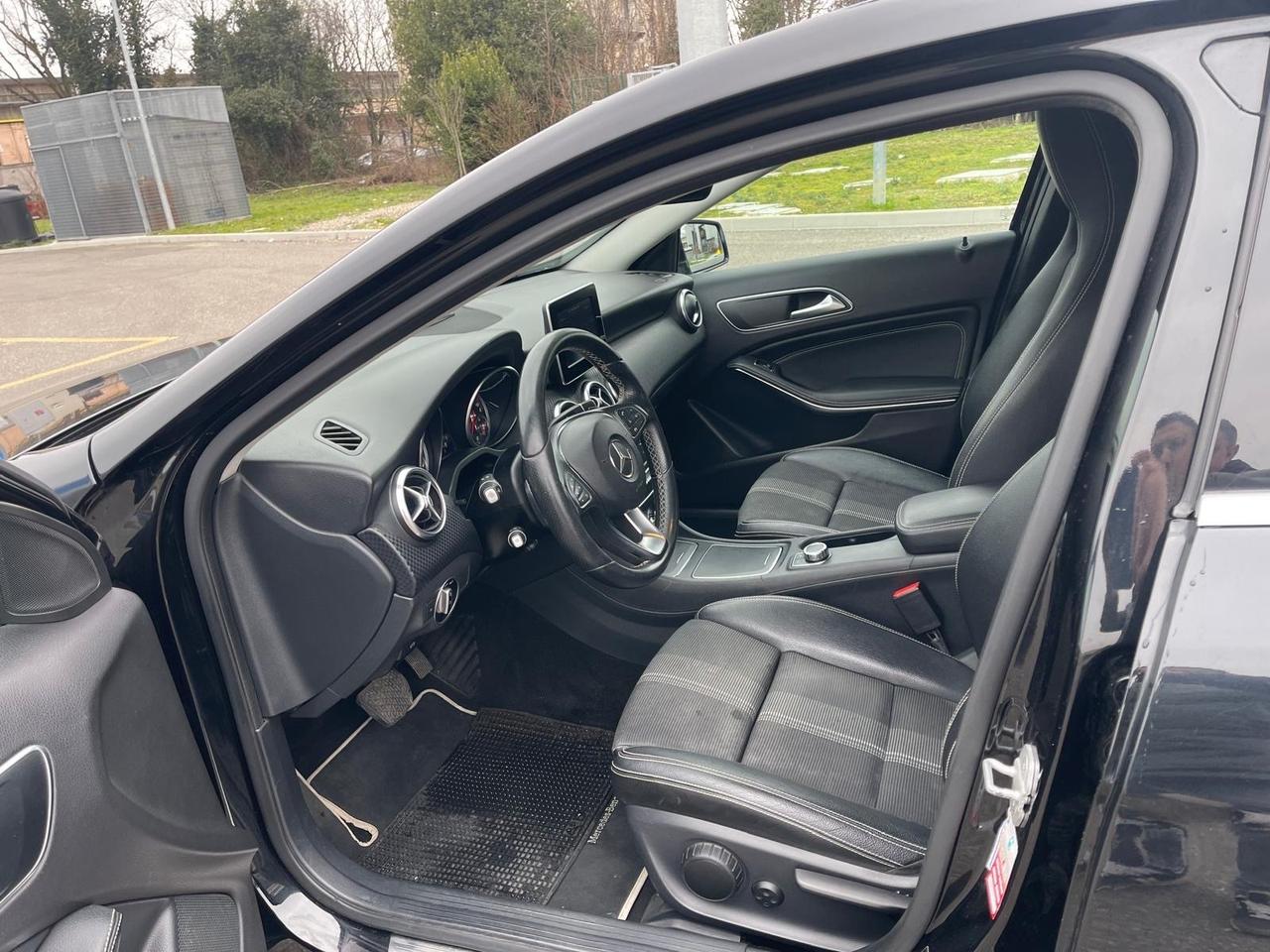 Mercedes-benz A 180 A 180 d Automatic Premium