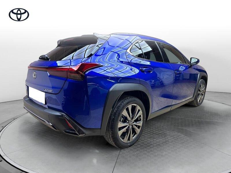 Lexus UX Hybrid Design