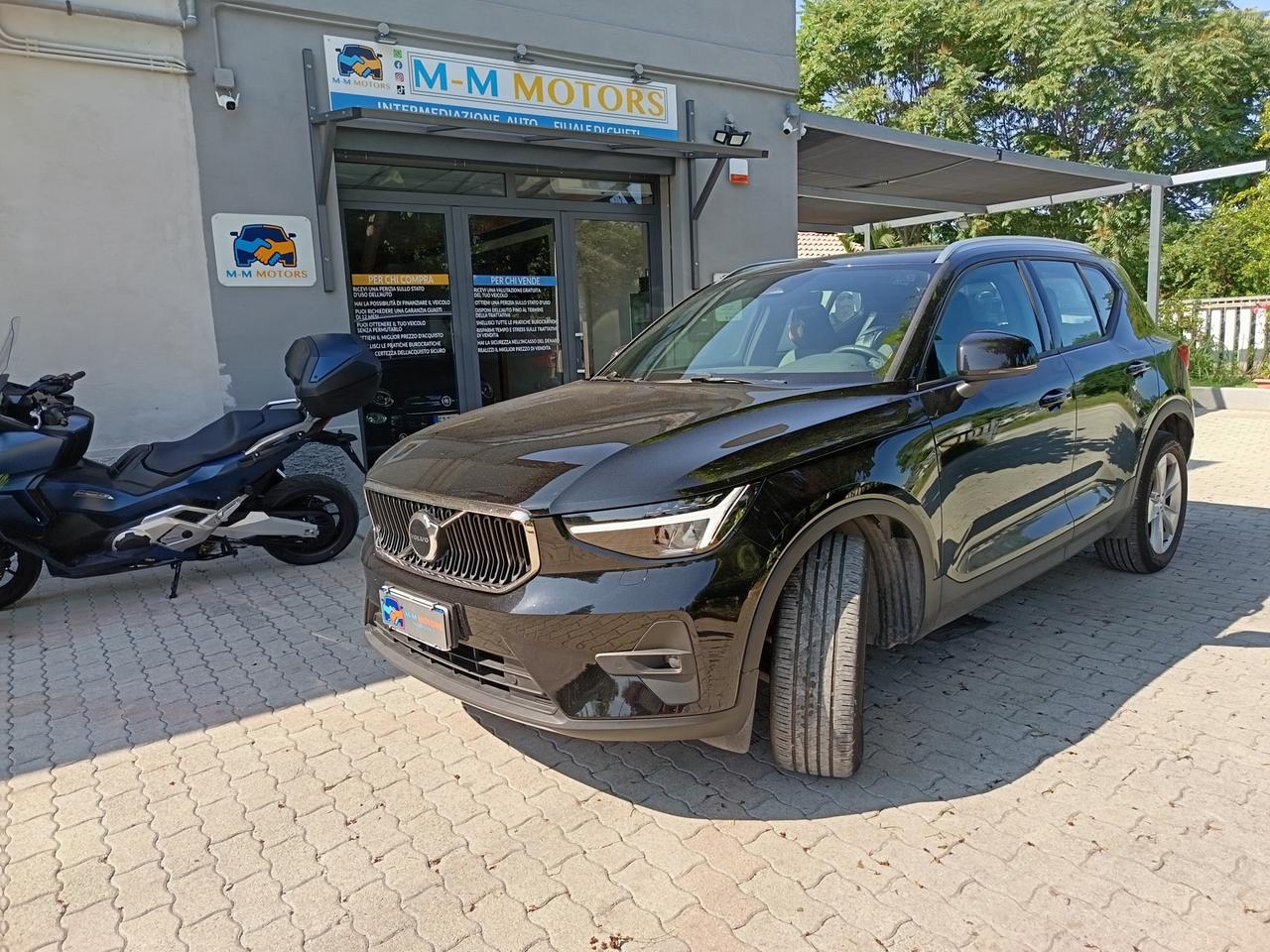 VOLVO XC40 B3 automatico Core