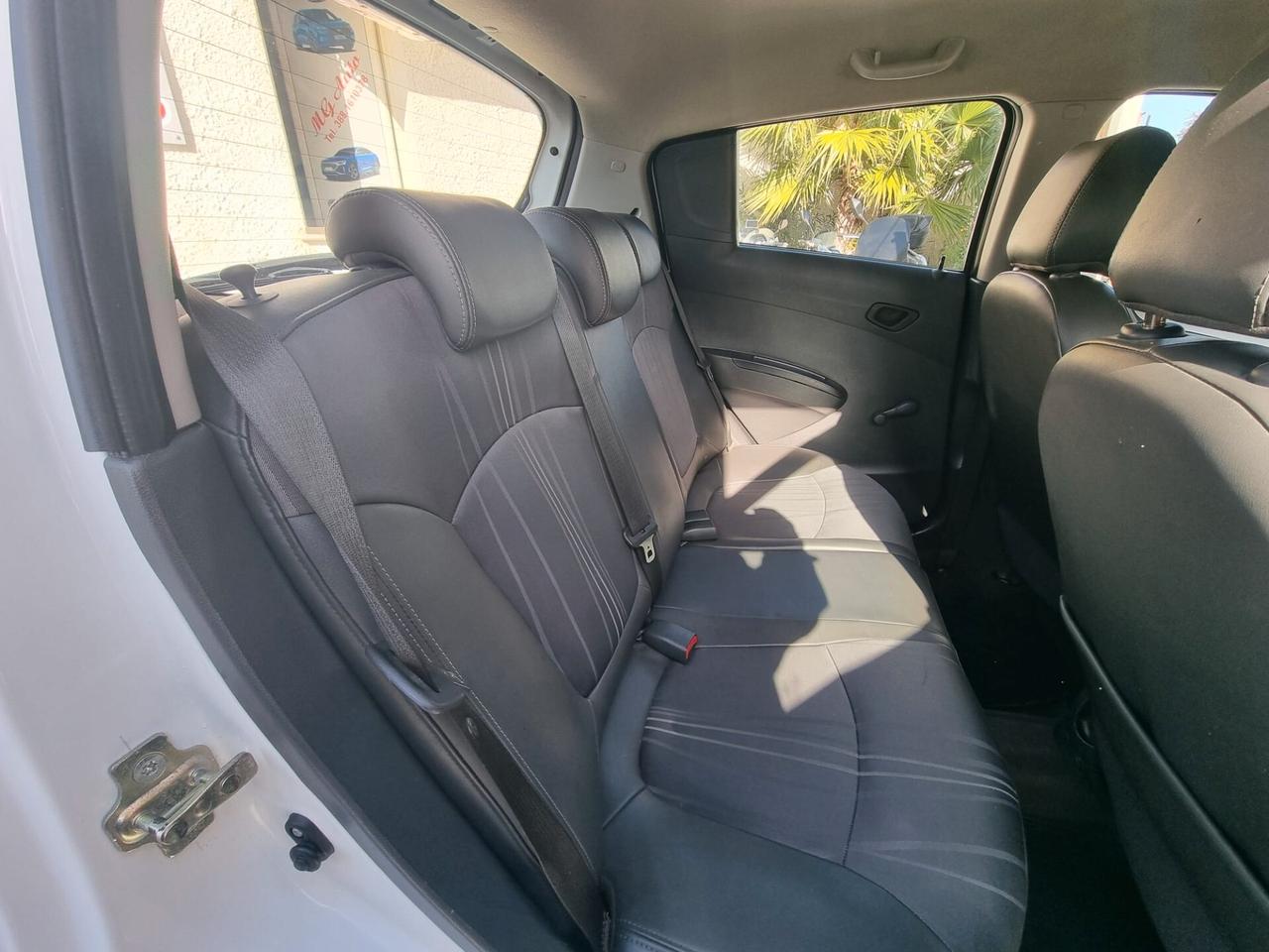 Chevrolet Spark 1.0 LT