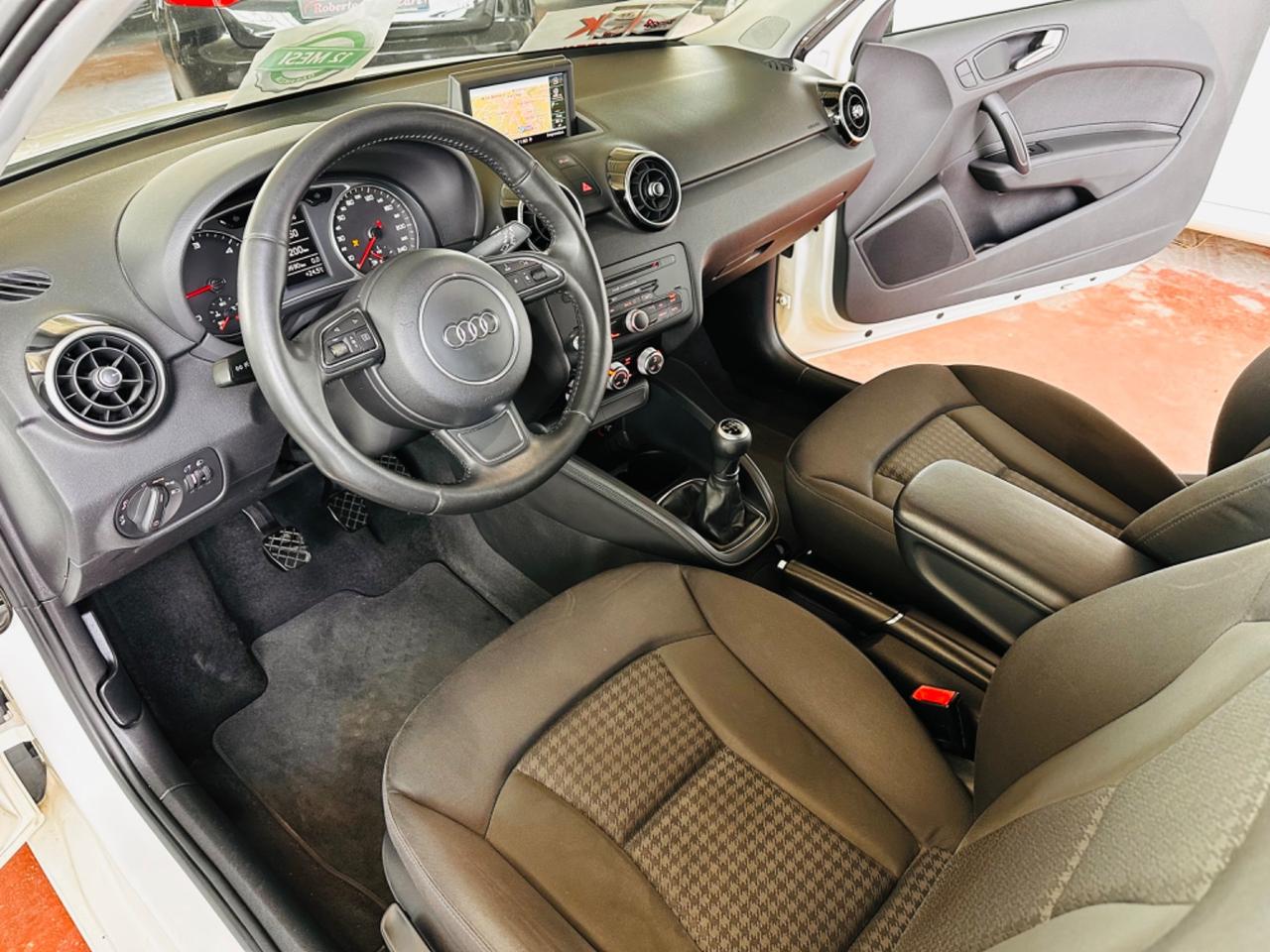 Audi A1 1.6 TDI 105 CV Attraction Ok Neopatentati