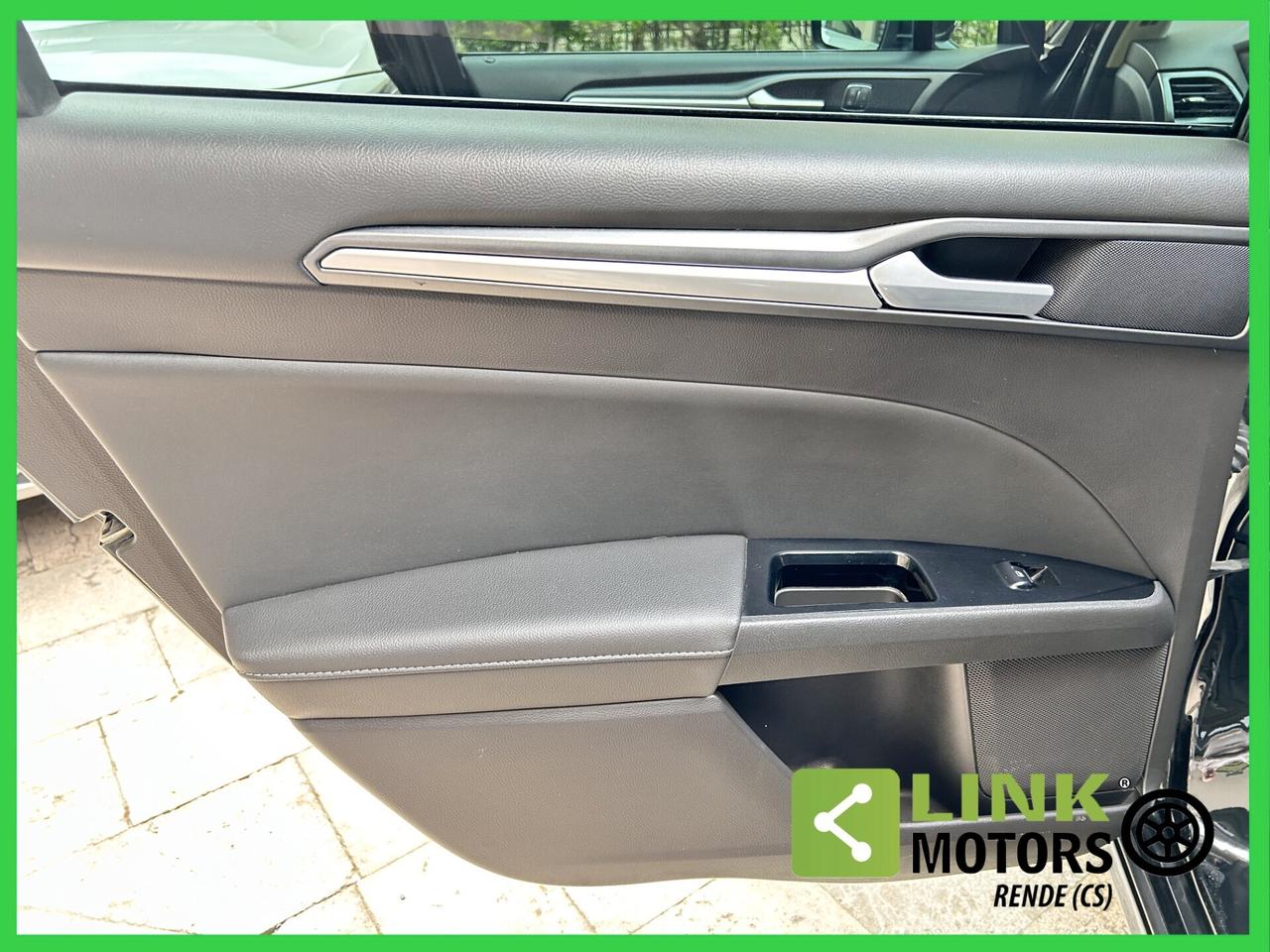 Ford Mondeo 2.0 TDCi 150 CV S&S Powershift SW Titanium Business