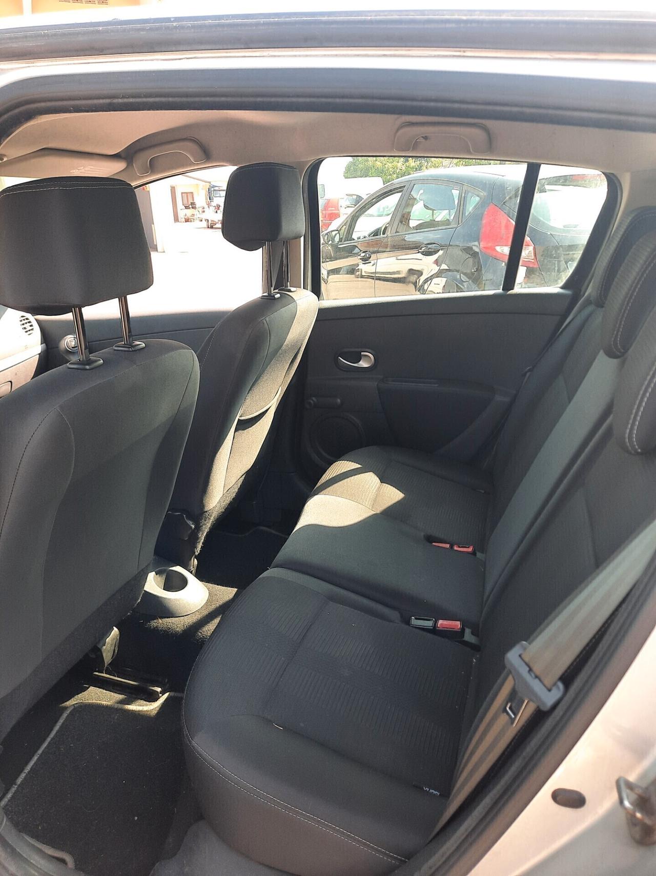 Renault Clio 1.5 dCi 65CV 5 porte OK NEOPATENTATI