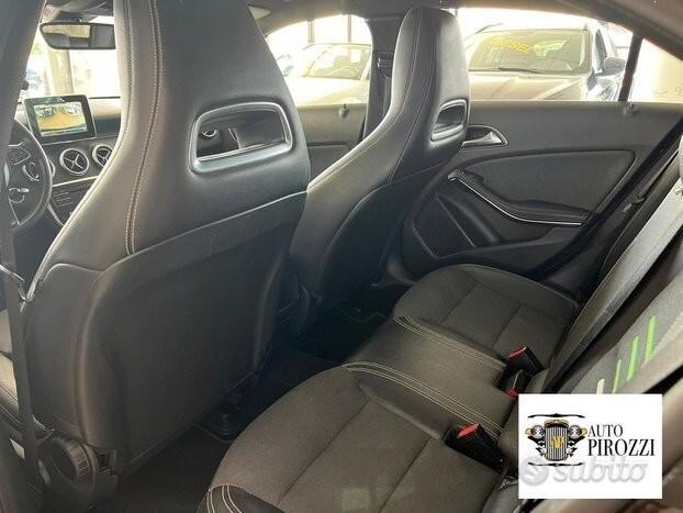 MERCEDES CLASSE A160 benzina del 2017 con 102000KM