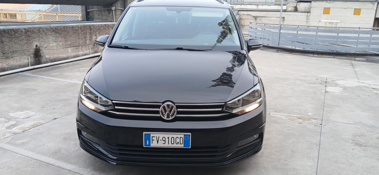 Volkswagen Touran 1.6 TDI 115 CV SCR DSG Executive BlueMotion Tech.