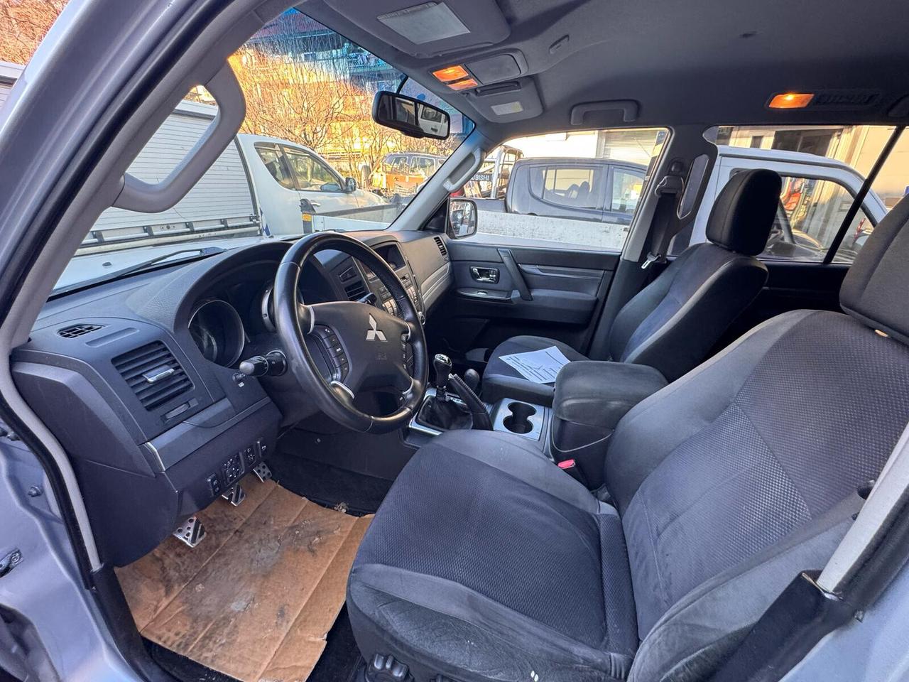 Mitsubishi Pajero 3.2 DI-D 16V aut. 5p. Instyle DPF