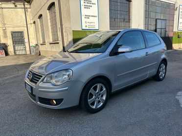 Volkswagen Polo 1.4 BENZINA NEOPATENTATI