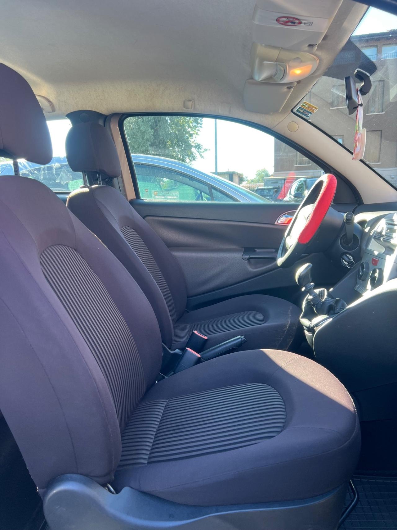 Lancia Ypsilon 1.4 Platino Ecochic GPL