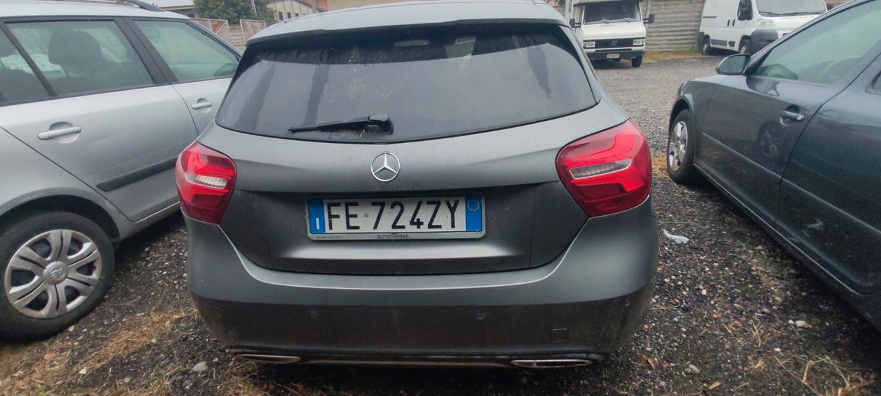 Mercedes-benz A 180 d Automatic Premium