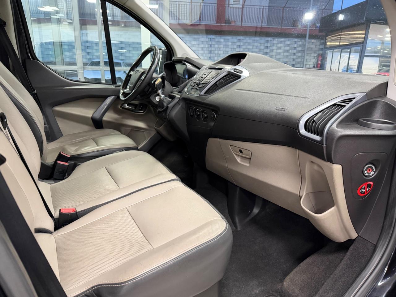 Ford Tourneo Custom 300 2.2 TDCi 155CV PL Trend