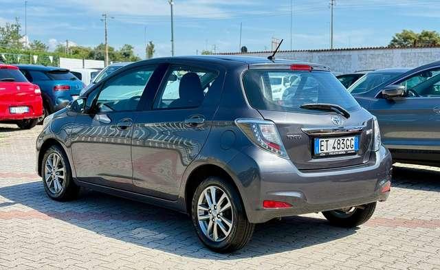 Toyota Yaris 2011 5p 1.0