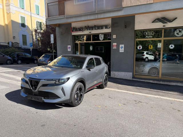 ALFA ROMEO Junior Speciale-1.2-145Cv-Hybrid Dct6 F1-Pack Tekno-Full