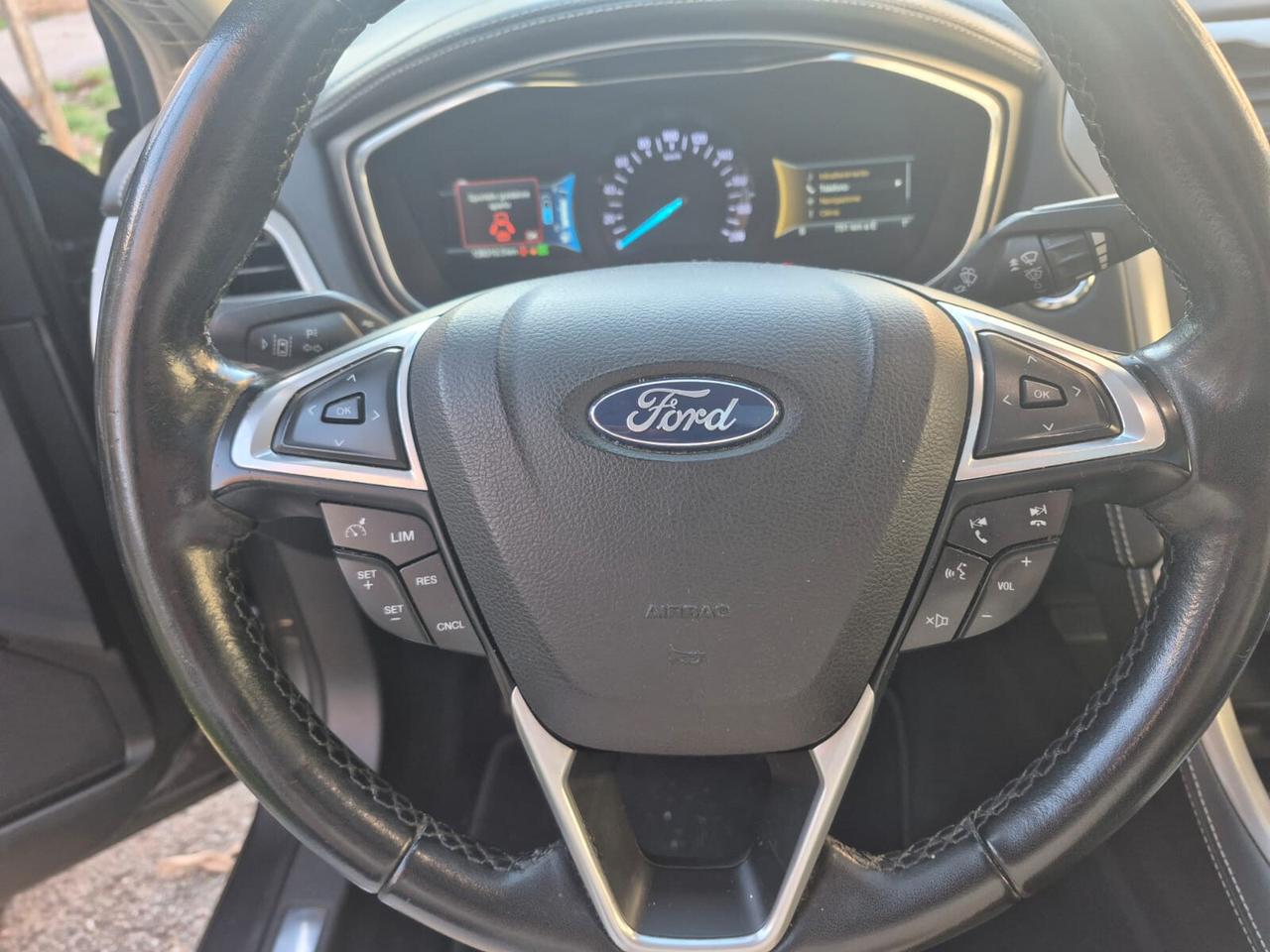 Ford Mondeo Full Hybrid 2.0 187 CV Vignale