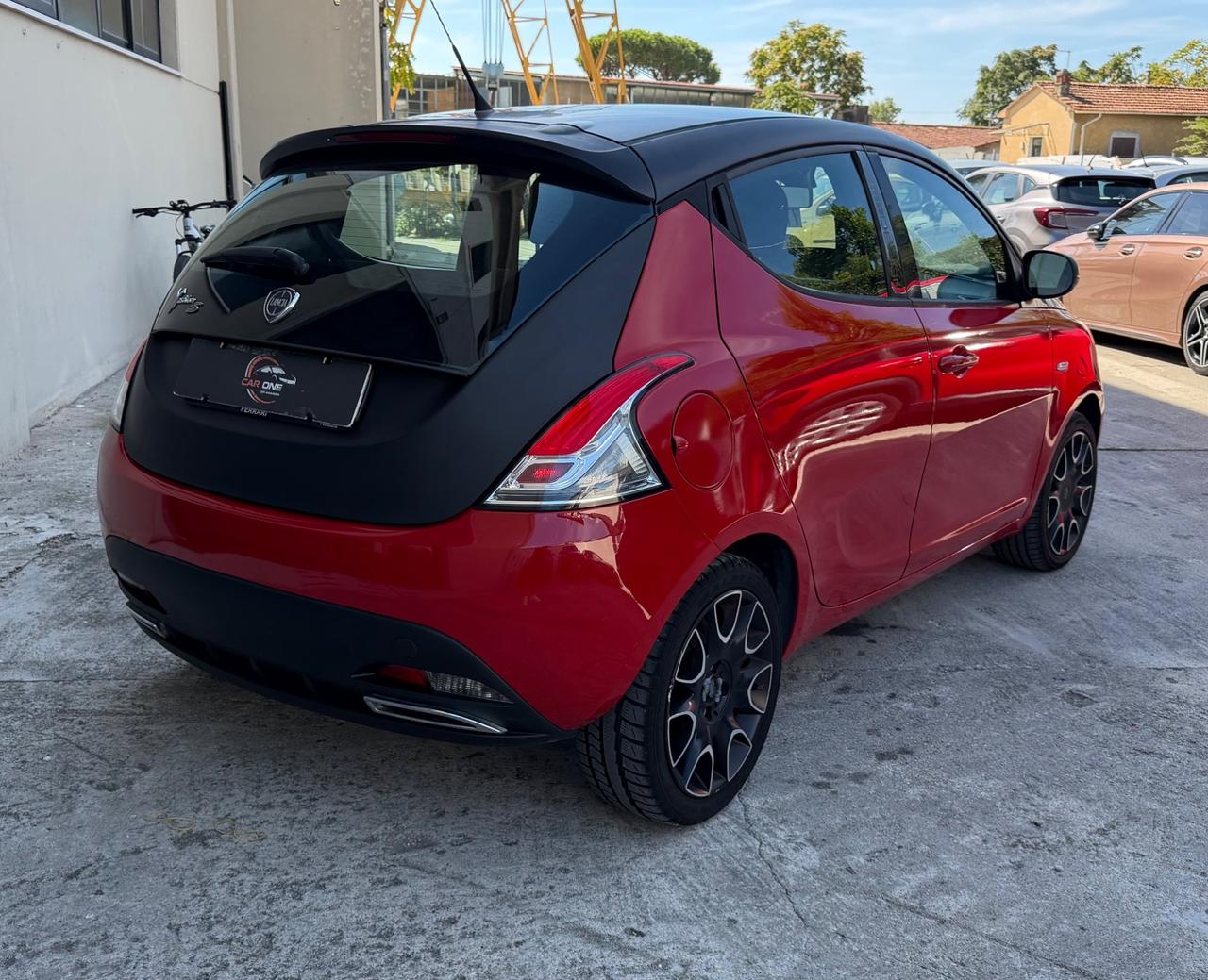 Lancia Ypsilon 1.2 69 CV 5 porte GPL Ecochic Platinum