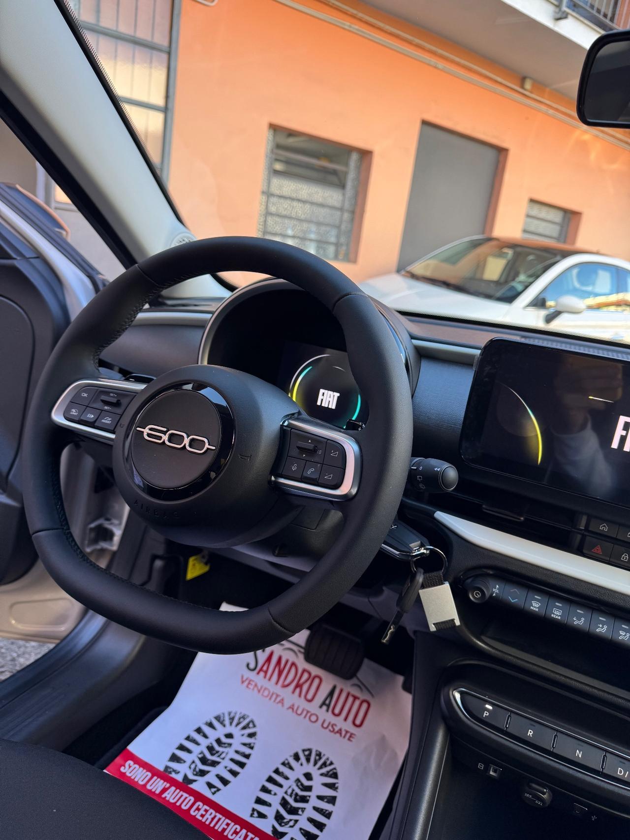 Fiat 600 Hybrid 100 CV DCT MHEV