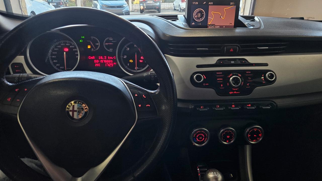 Alfa Romeo Giulietta 1.6 JTDm-2 105 CV Exclusive