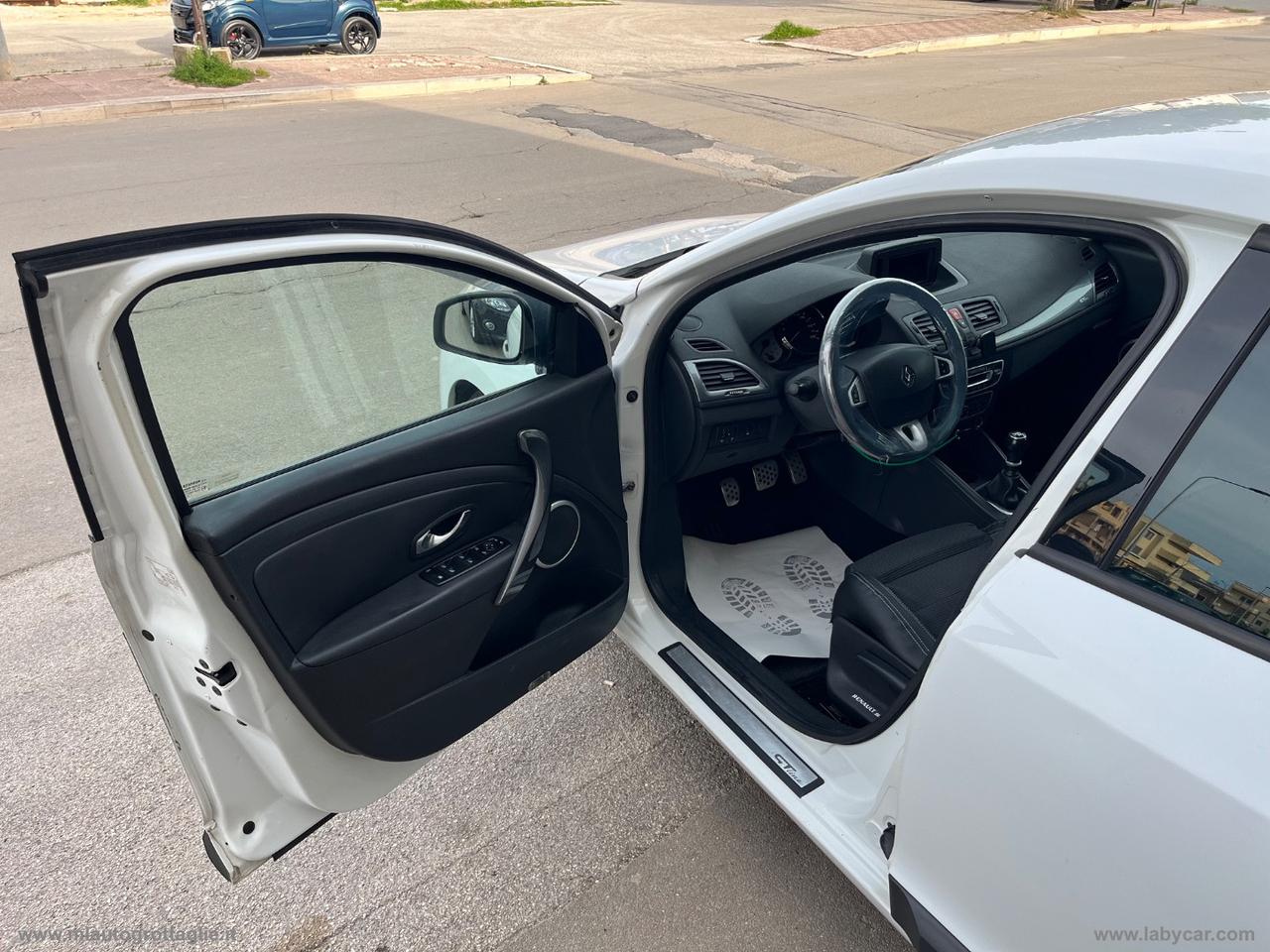 RENAULT Mégane 1.5 dCi 110 CV GT Line