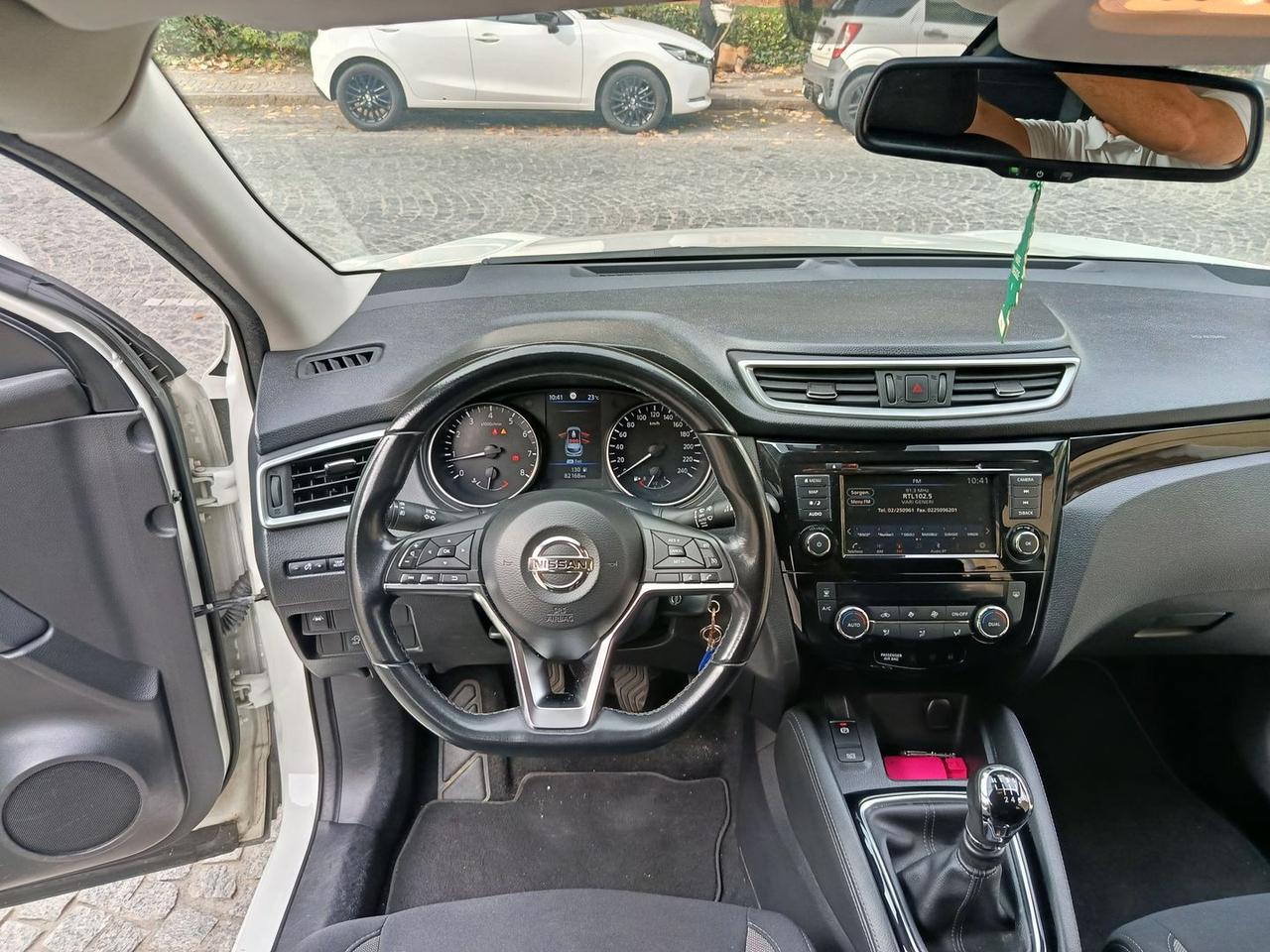 Nissan Qashqai 1.3 DIG-T Business #6833