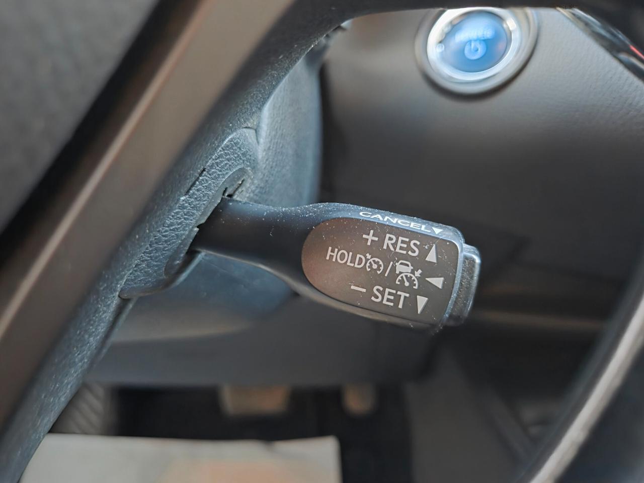 Toyota C-HR 1.8 Hybrid E-CVT Active