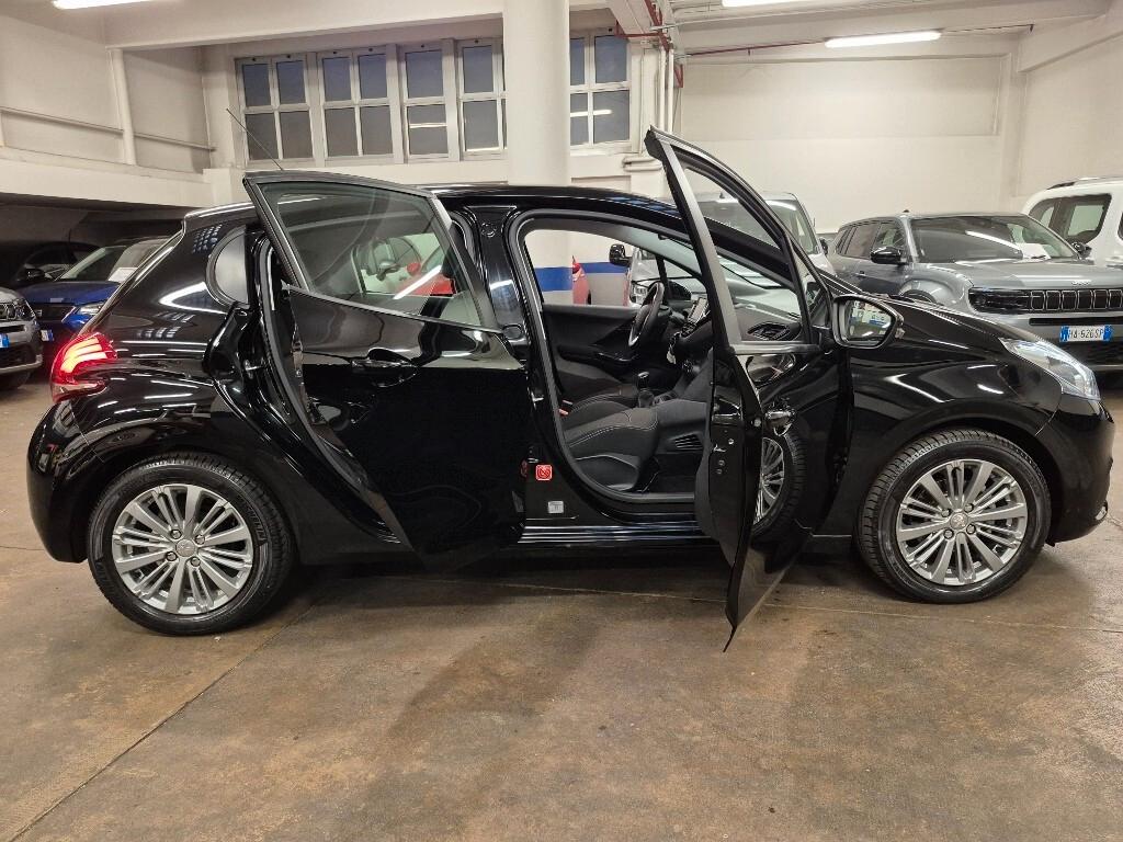 Peugeot 208 PureTech 82 5 porte Allure
