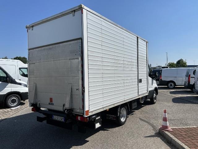 IVECO DAILY 35C14H BOX + SPONDA