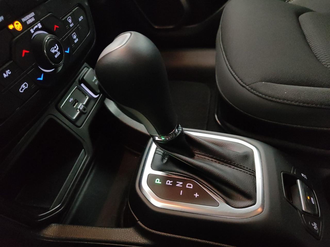 JEEP Renegade 2019 1.5 T4 130CV HYBRID LIMITED DCT