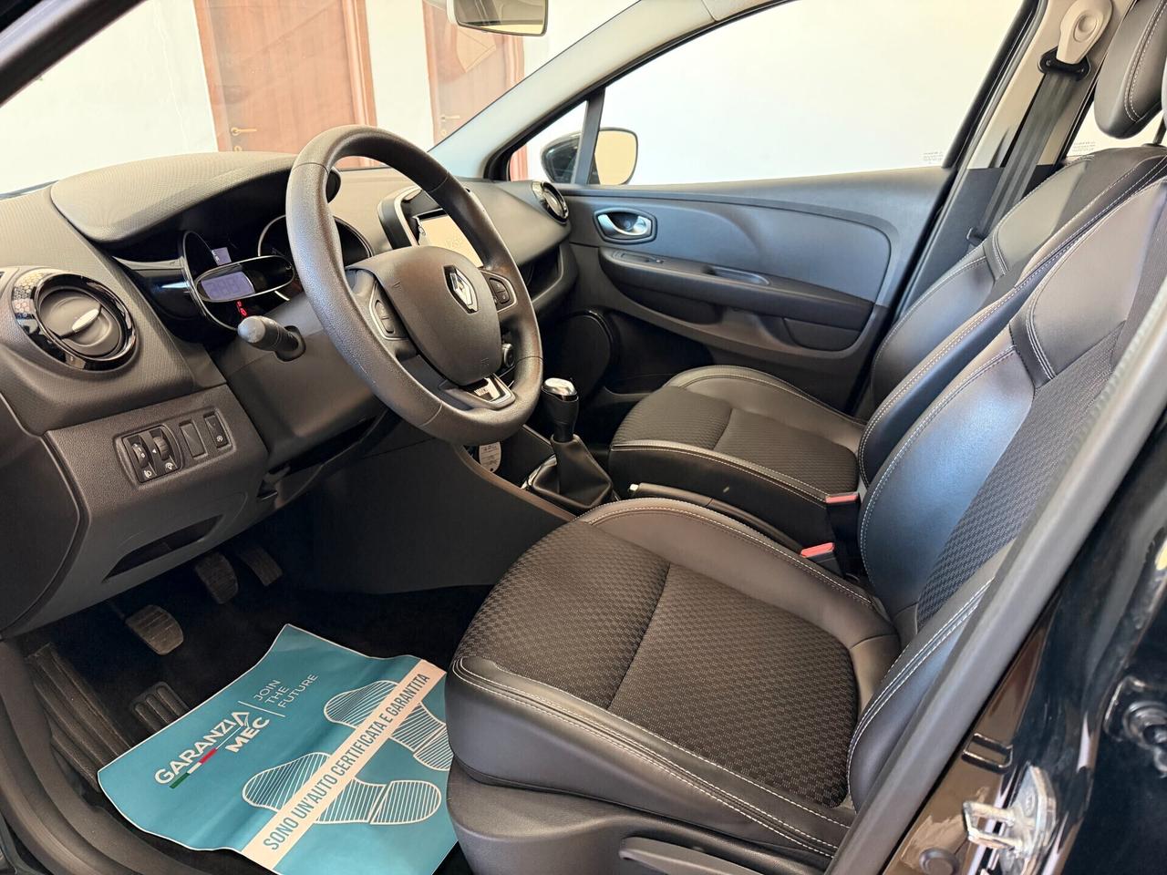 Renault Clio dCi 8V 90 CV 5 porte Moschino OK NEOPATENTATI