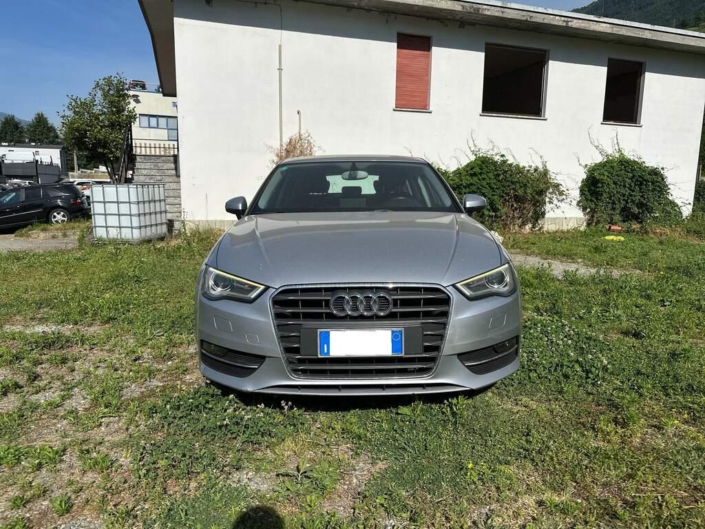 Audi A3 Sportback 1.6 tdi Ambition 110cv s-tronic E6