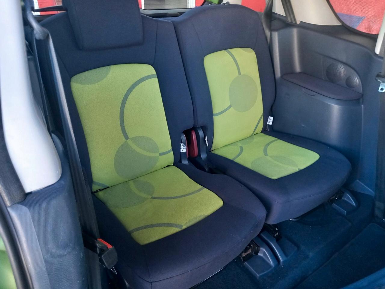 Peugeot 1007 1.4 HDi Sporty perfetta utilitaria consumi bassissimi nessun lavoro da fare VERO AFFARE