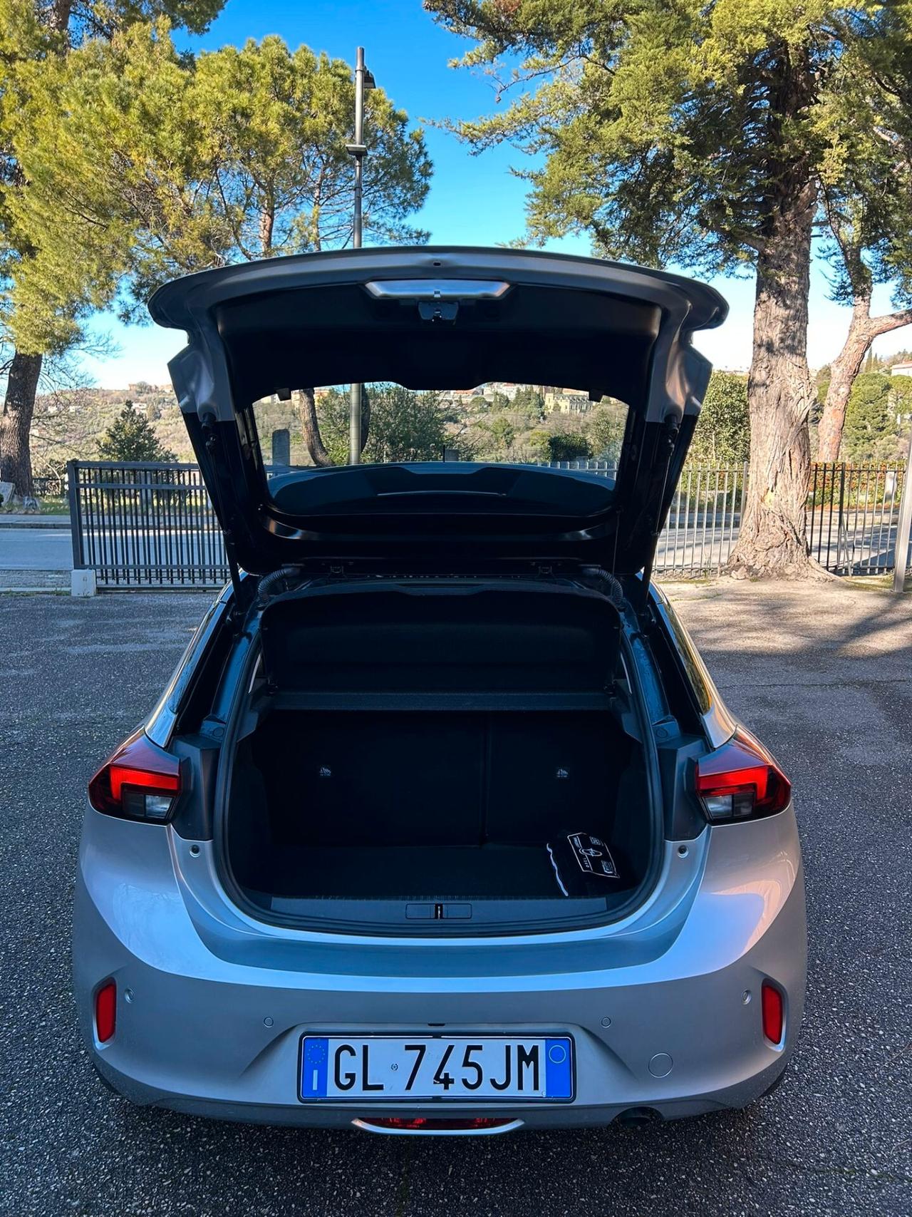 Opel Corsa 1.5 D 100 CV Design & Tech